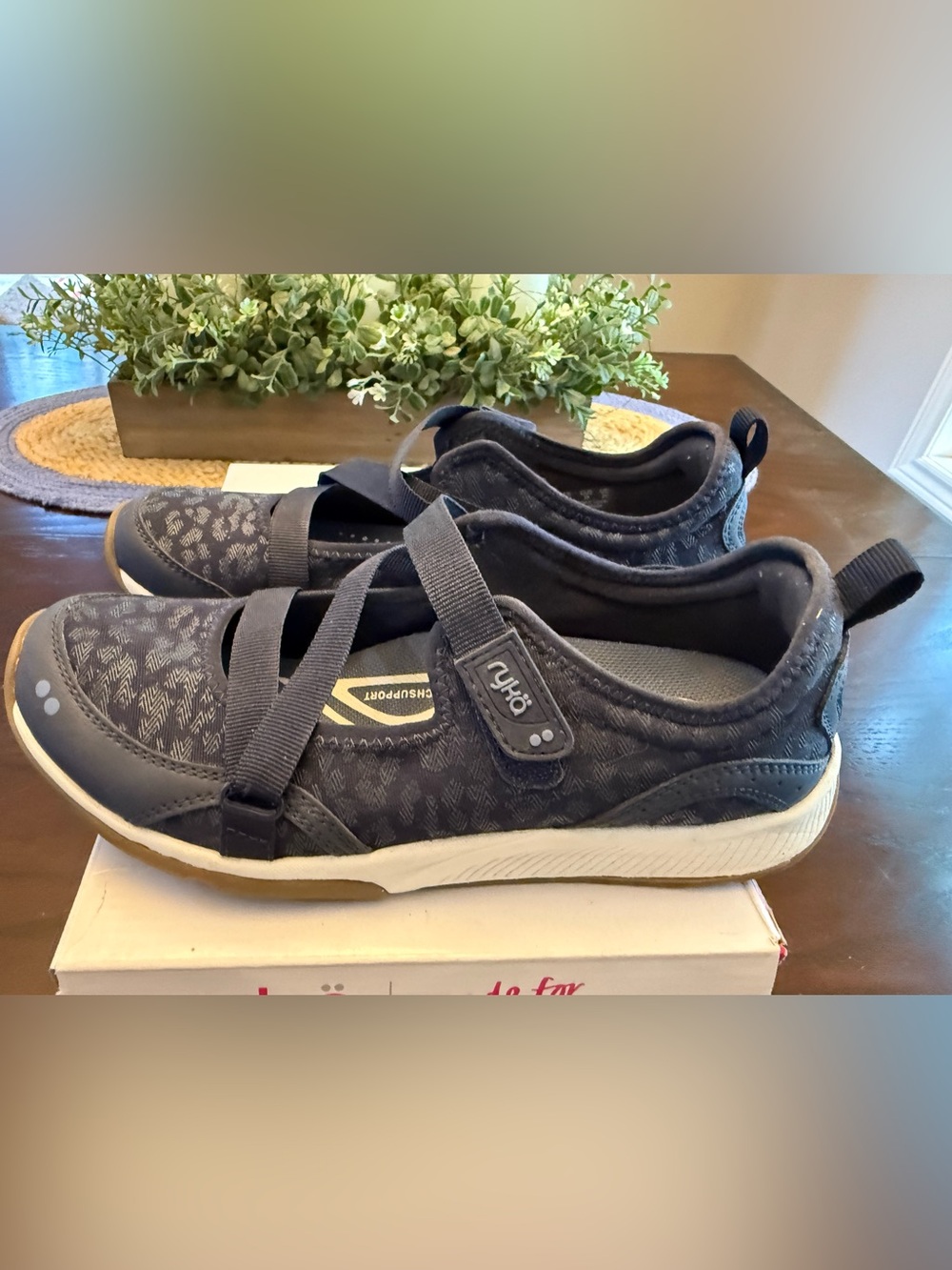 Ryka Navy Blue Mary Jane Comfort Sneakers size 8 Kallie Leporad - Picture 5 of 10